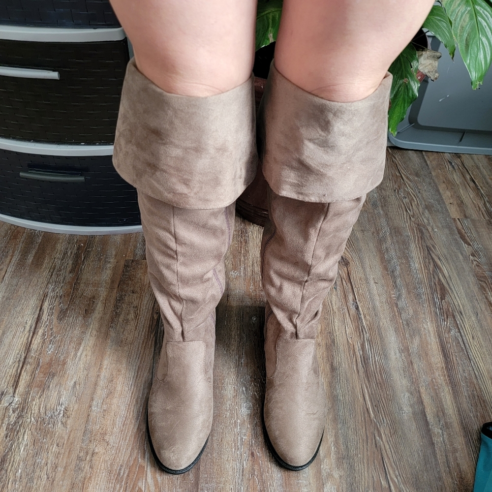 NWOT tan under the knee boots.
